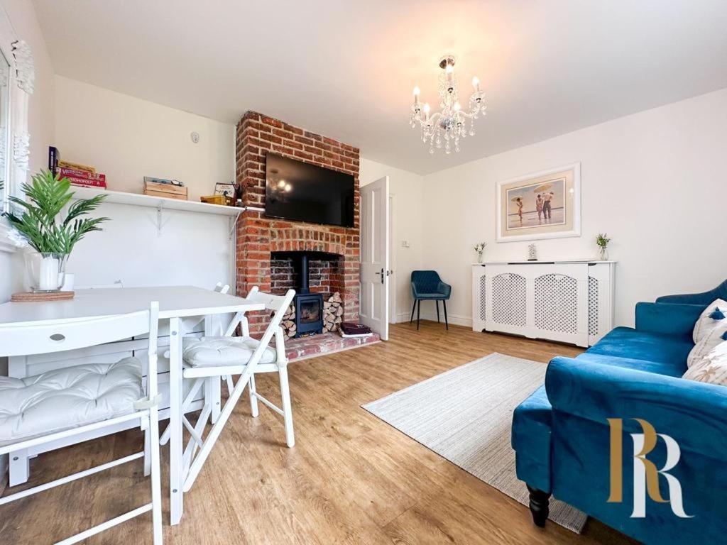 Fisherman'S Cottage - Harwich Breaks - Brand New - Long Stays Available Great Prices - Get In Touch For All Bookings - Cottage In Harwich - Beach Stay Exterior foto